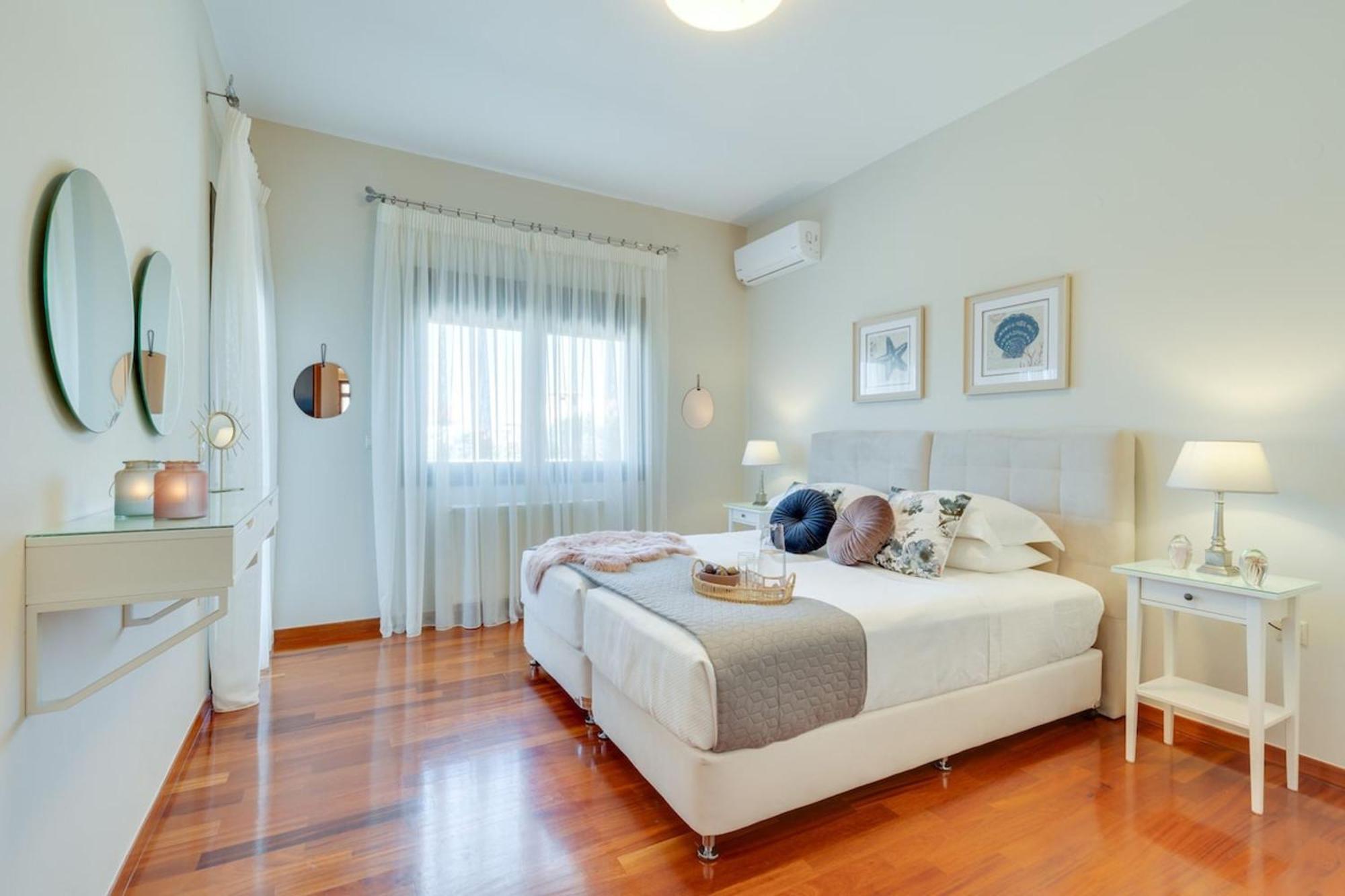 Villa Ampelaki - Premium Villa With Heated Pool กูนูปิเดียนา ภายนอก รูปภาพ