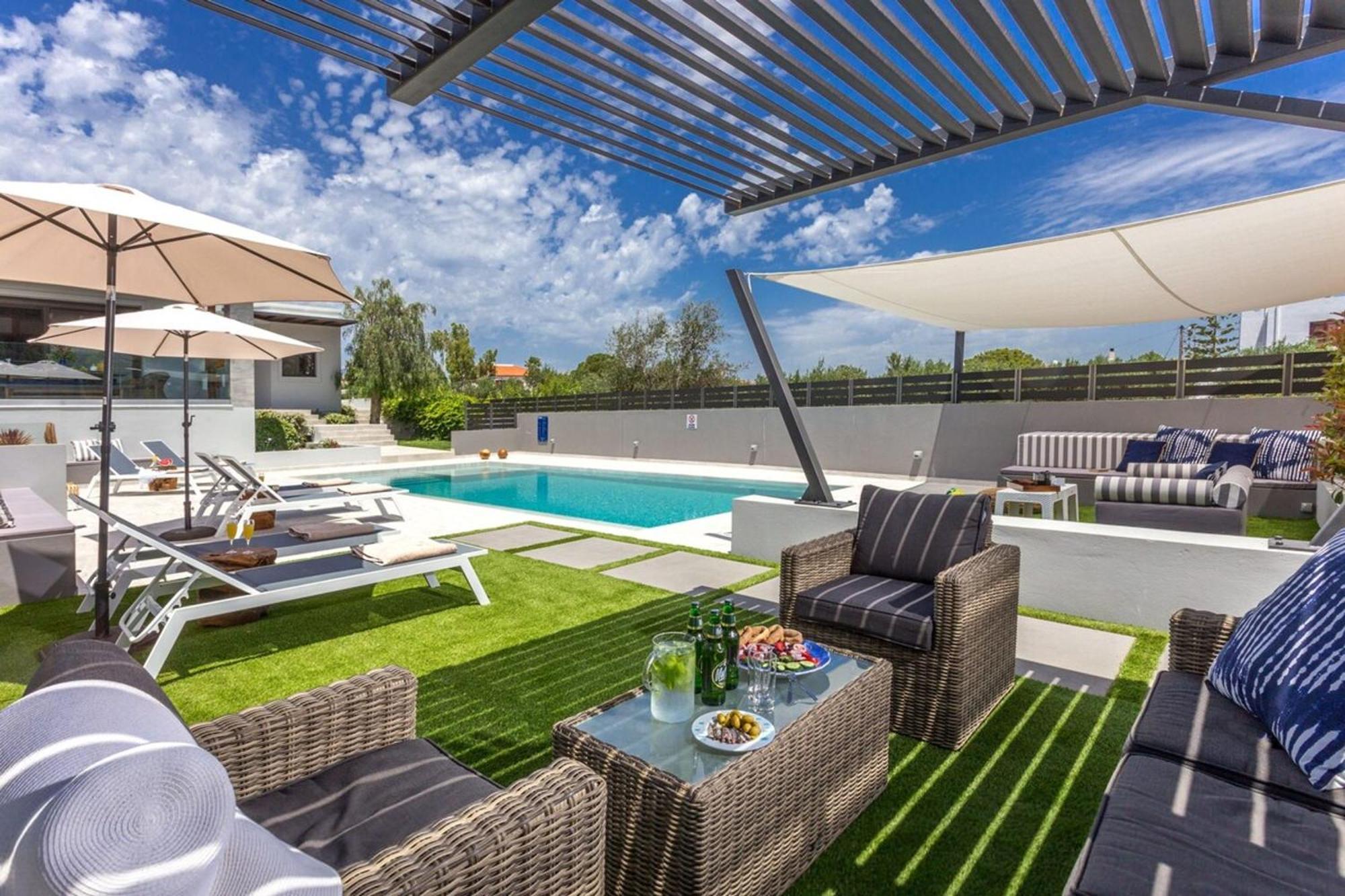 Villa Ampelaki - Premium Villa With Heated Pool กูนูปิเดียนา ภายนอก รูปภาพ